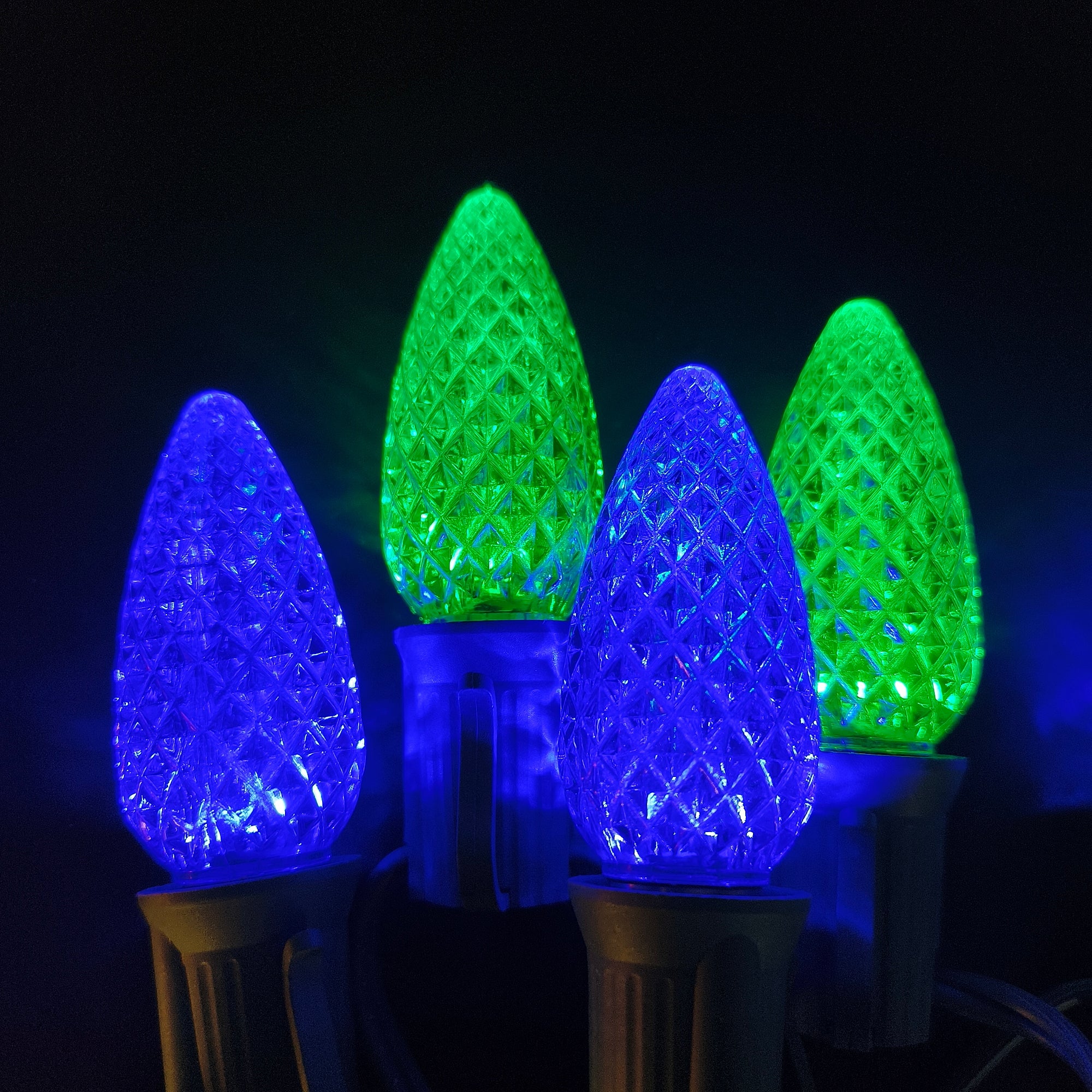 Commercial Grade Blue Green C9 LED Christmas Lights 25Ft 25 Bulbs on Green Wire