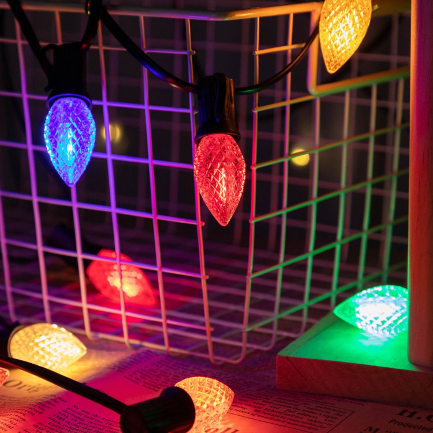 120V C7/E12 LED Replacement Christmas Faceted Light Bulb, Multicolor