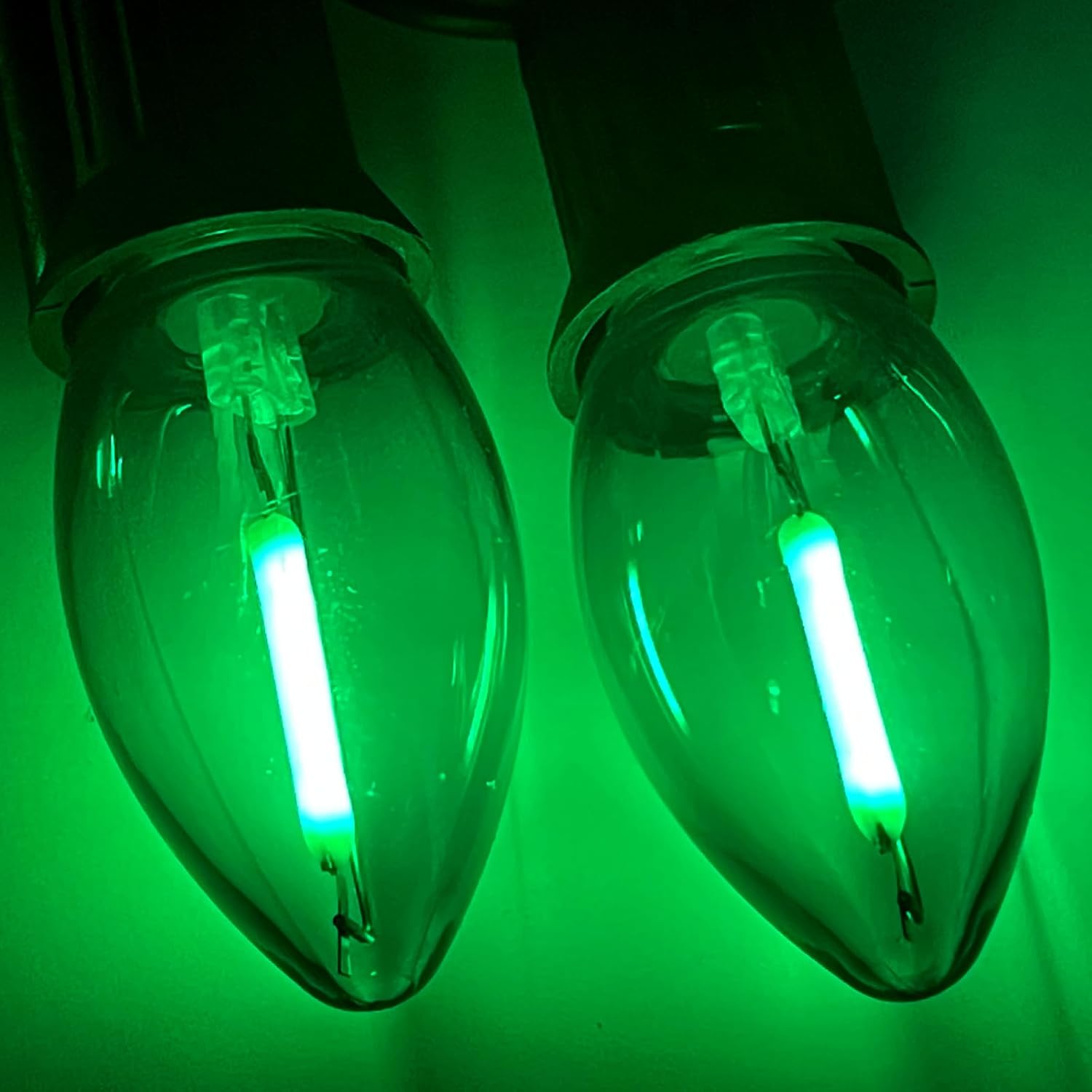 120V E12/C7 LED Replacement Christmas Smooth Light Bulb, Green