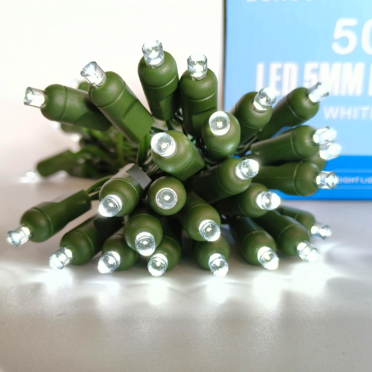 50 LED Battery Operated Christmas Lights Outdoor with Remote Timer in White