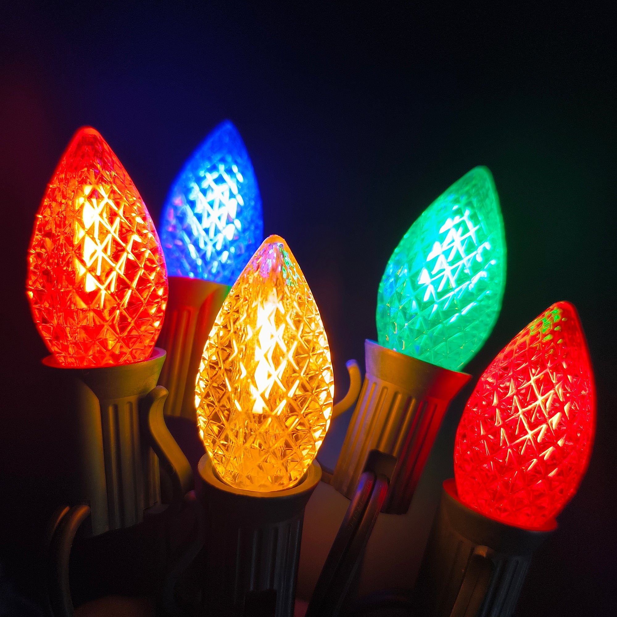 Commercial Grade Multicolor C7 LED Christmas Lights 25Ft 25 Bulbs on Green Wire