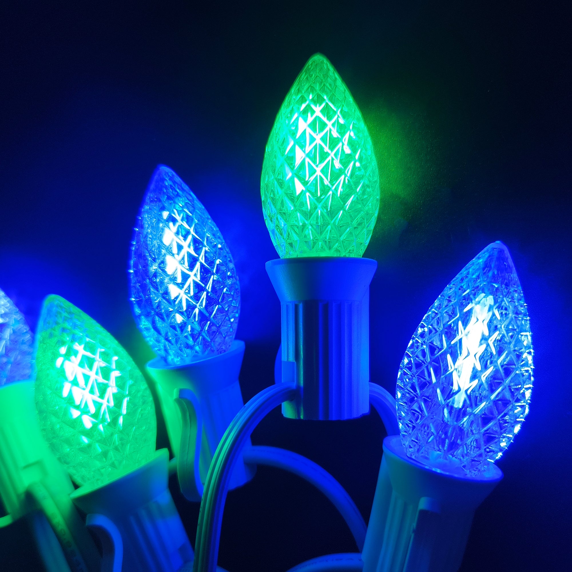 Commercial Grade Blue Green C7 LED Christmas Lights 25Ft 25 Bulbs on White Wire